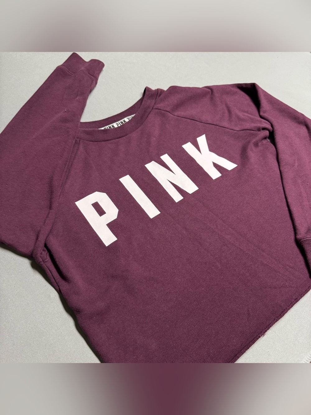 Victoria's Secret PINK women’s Wine White LOGO cropped Sweatshirt y2k style XS